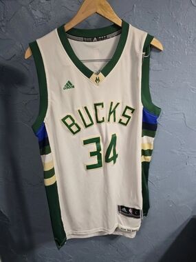 Adidas NBA Basketball Jersey Swingman 2" Stitched #34 Giannis Antetokounmpo Sz L